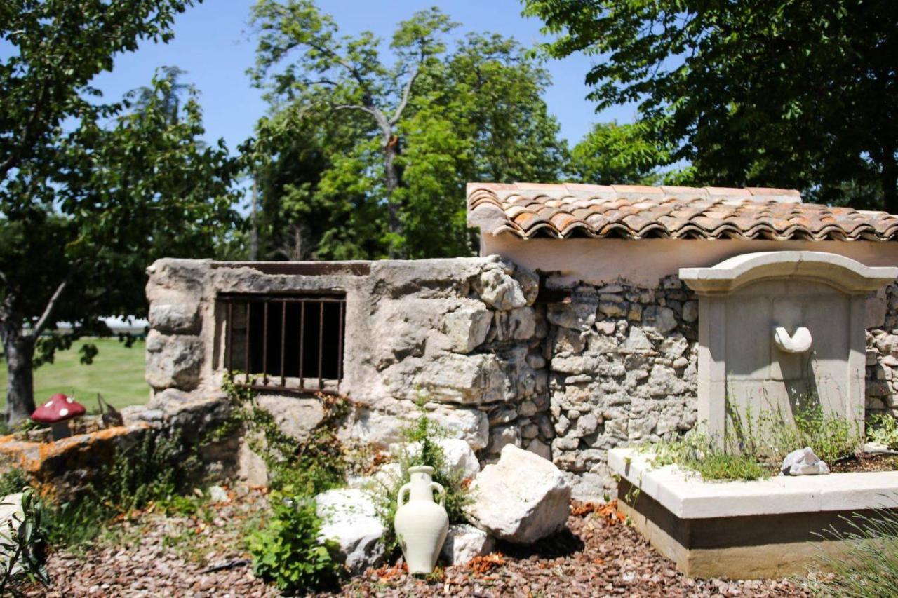 엑상프로방스 Le Mas De La Calade B&B 외부 사진